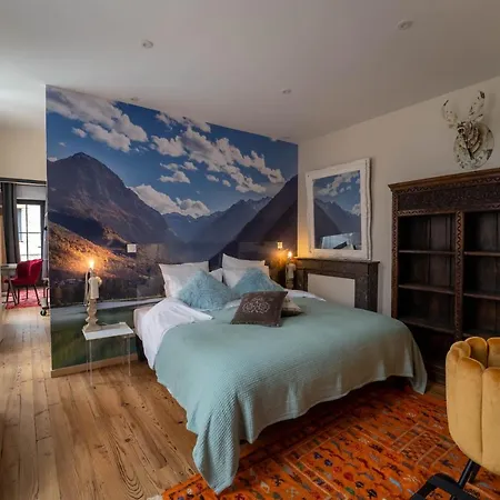 A Nouste D'hotes Et Only Adults Guest house Campan