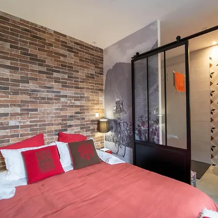 A Nouste D'hotes Et Only Adults Guest house Campan