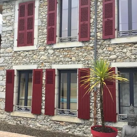 A Nouste D'hotes Et Only Adults Guest house