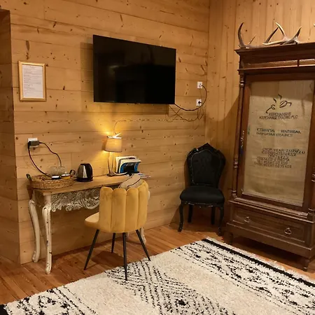 Pensjonat A Nouste D'hotes Et Only Adults Campan