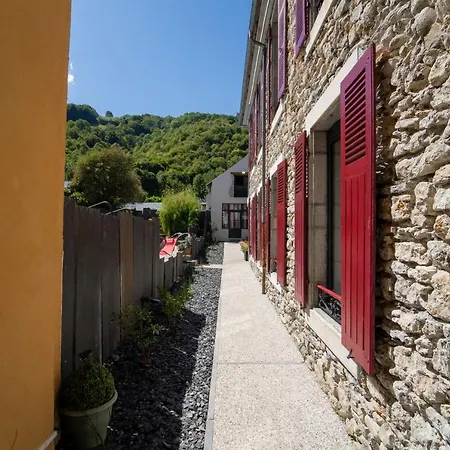 A Nouste D'hotes Et Campan