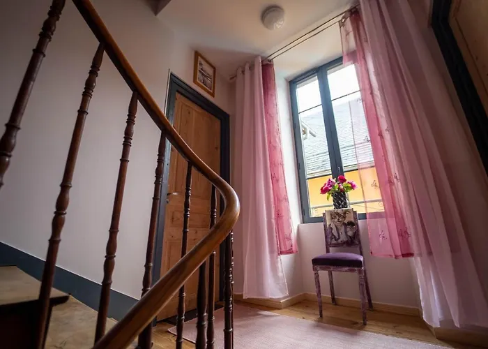 A Nouste D'hotes Et Only Adults 4*