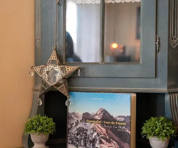 A Nouste D'hotes Et Only Adults Affittacamere 4*