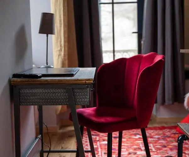 Affittacamere A Nouste D'hotes Et Only Adults